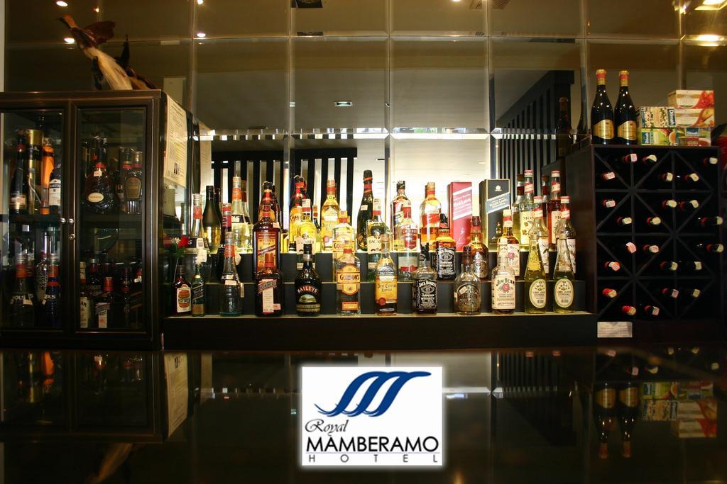 Royal Mamberamo Hotel Соронг Екстер'єр фото